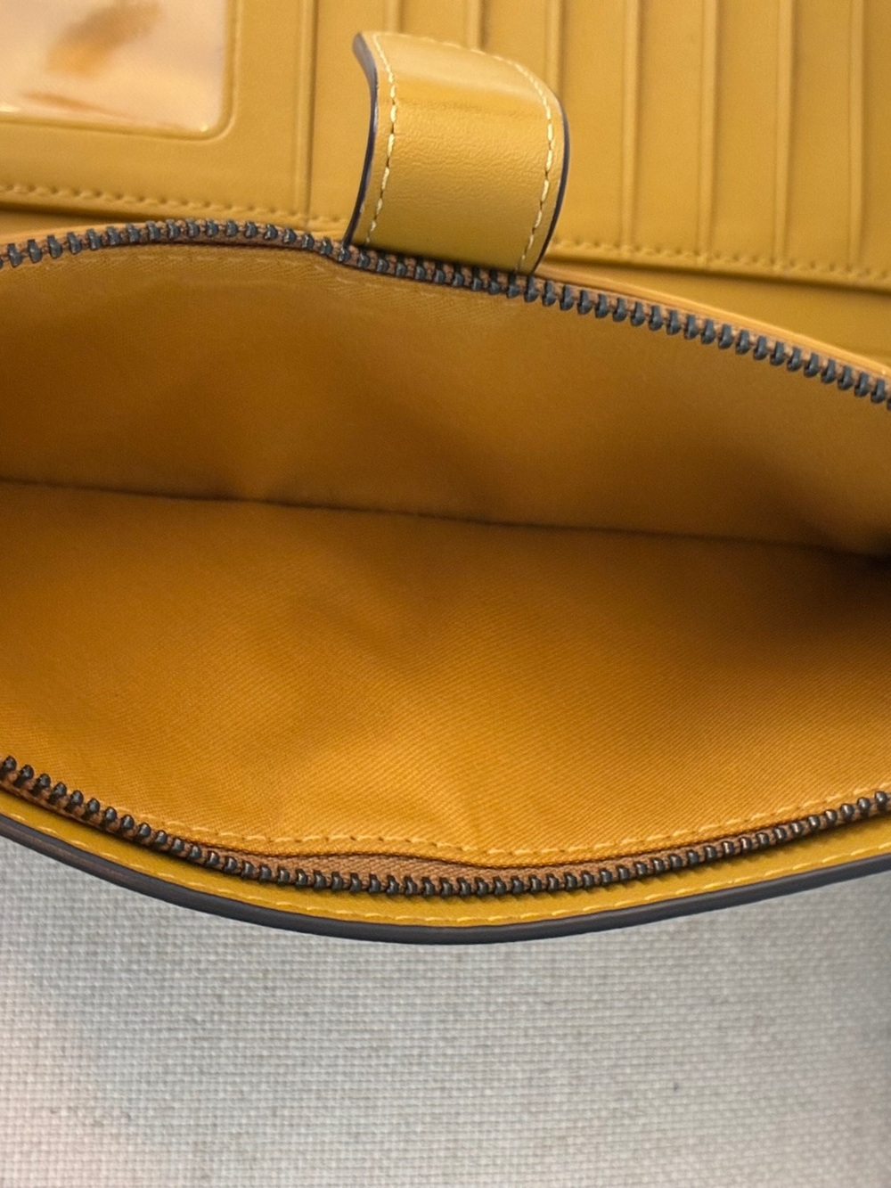 NWOT Coach RARE Mustard Yellow Leather Zip Around Wallet - Picture 6 of 16